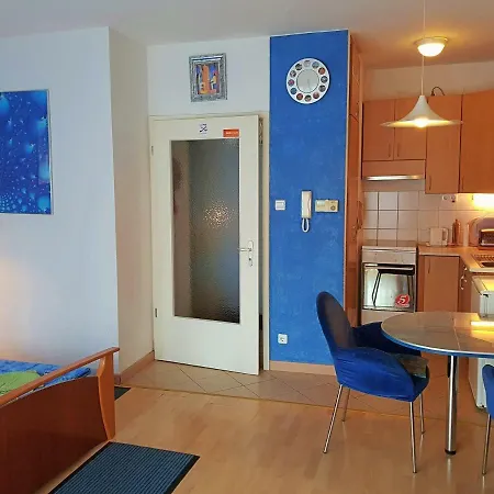 Gyongyszem Apartman *